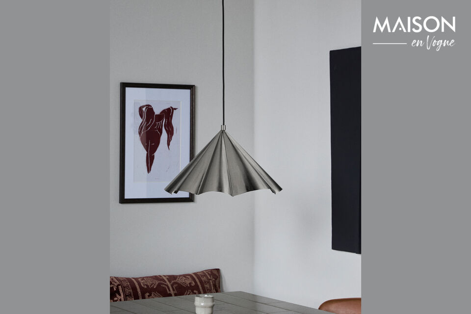 The HDFlola pendant features a beautiful wavy lampshade in a brushed silver finish