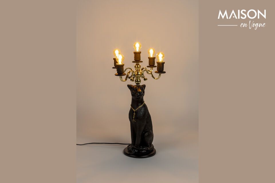 La lampada da terra Panther in resina nera