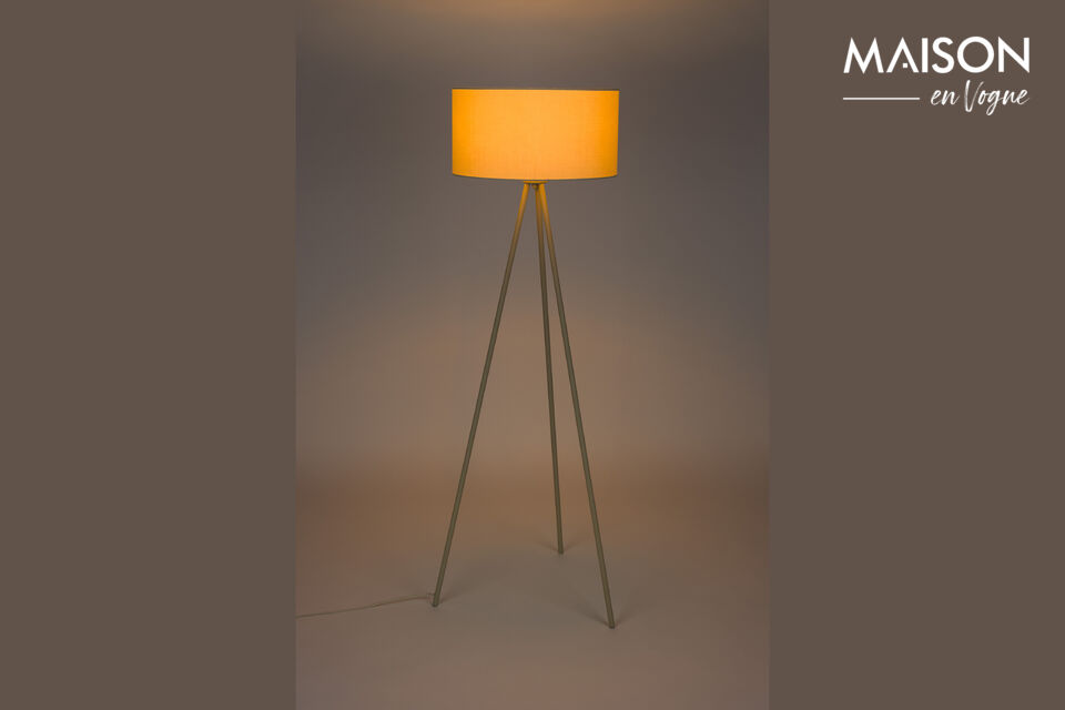 Trasformate l\'angolo buio della vostra casa in un luogo suggestivo con la lampada da terra Susie