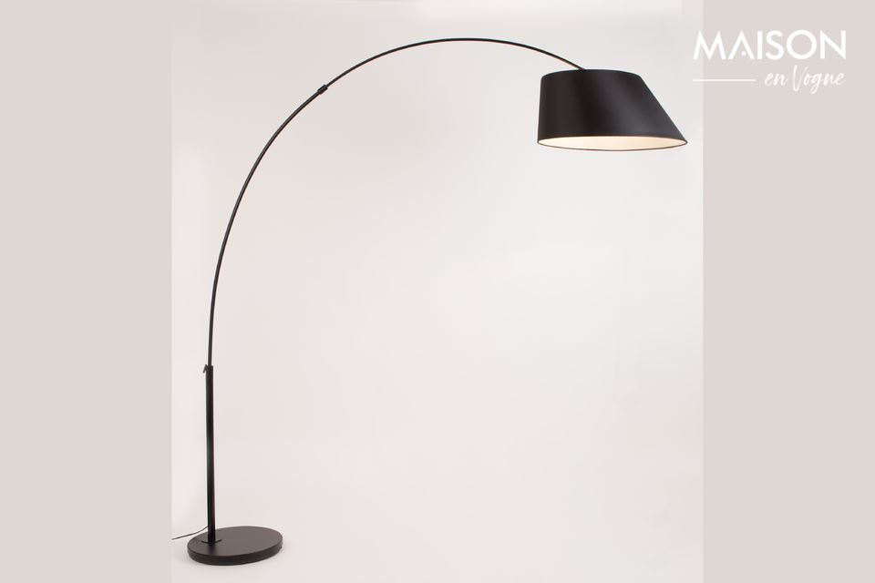 Lampadaire Arc Noir Zuiver - Et la lumière fut !