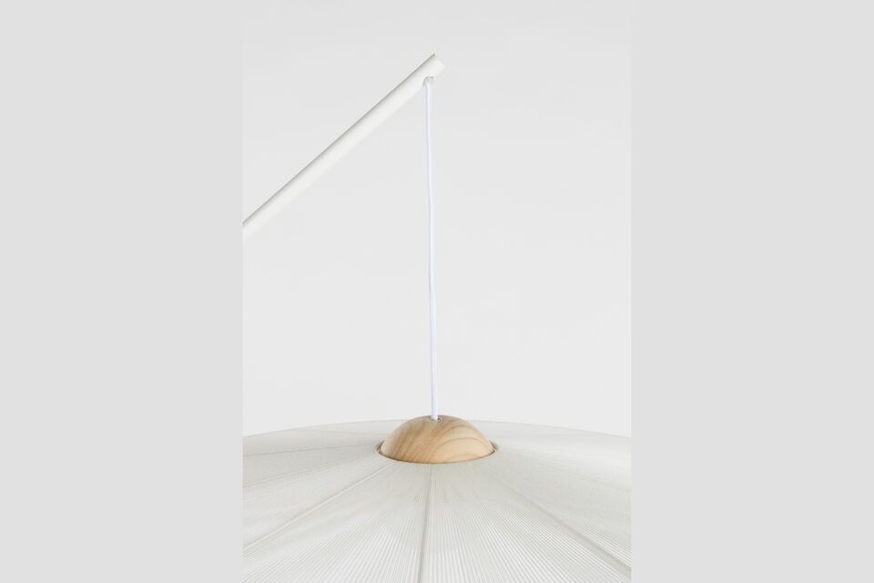 Belle ne se contente pas d\'être un luminaire