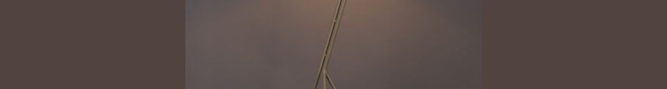 Mise en avant matière Lampadaire en fer beige Murphy