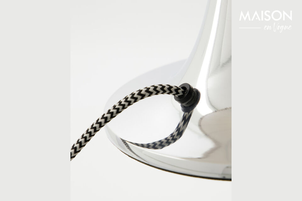 Apportez une touche décorative chic et un éclairage fonctionnel à n\'importe quelle pièce avec