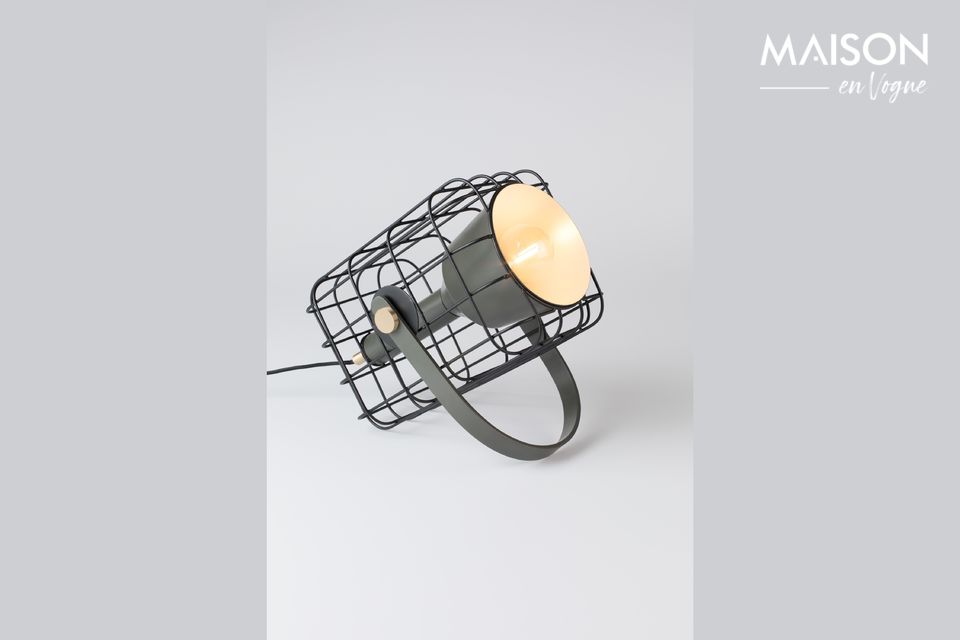 Une lampe à poser industrielle