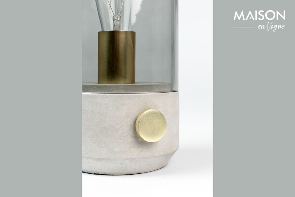 Un design et une conception vraiment uniques pour cette lampe de table