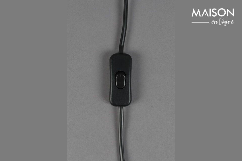 Son design aux contours doux rappelle une époque vintage
