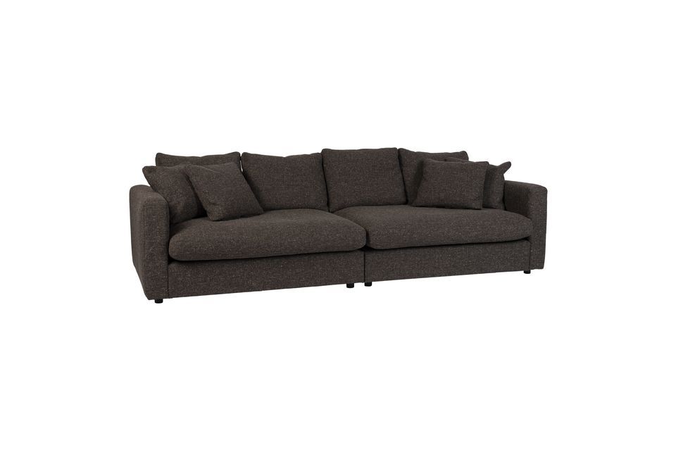 It displays a seat density of 35kg/m3 in high quality foam