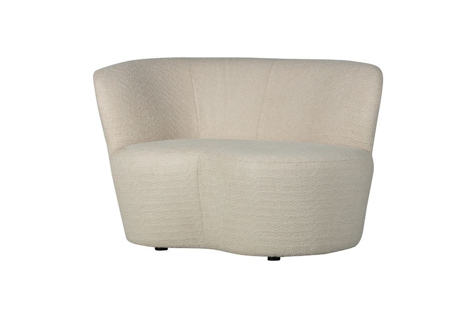 The soft, rounded shapes and the comfortable fabric make this sofa an ideal place to relax
