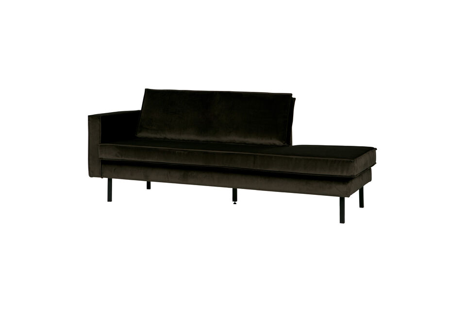 Chic and contemporary design Part of the famous Rodeo series Covered in a rich velvet (100%