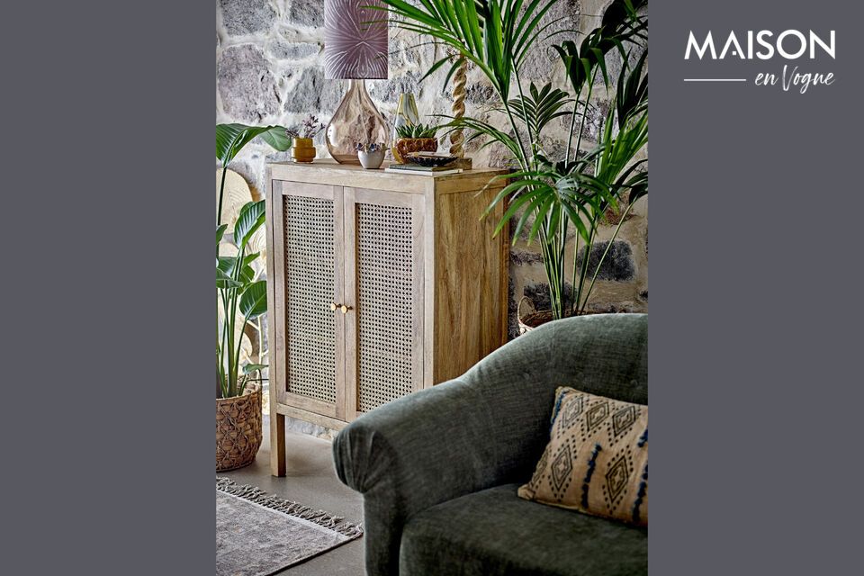 Discover the Leni table lamp, where design and functionality meet to enrich your space