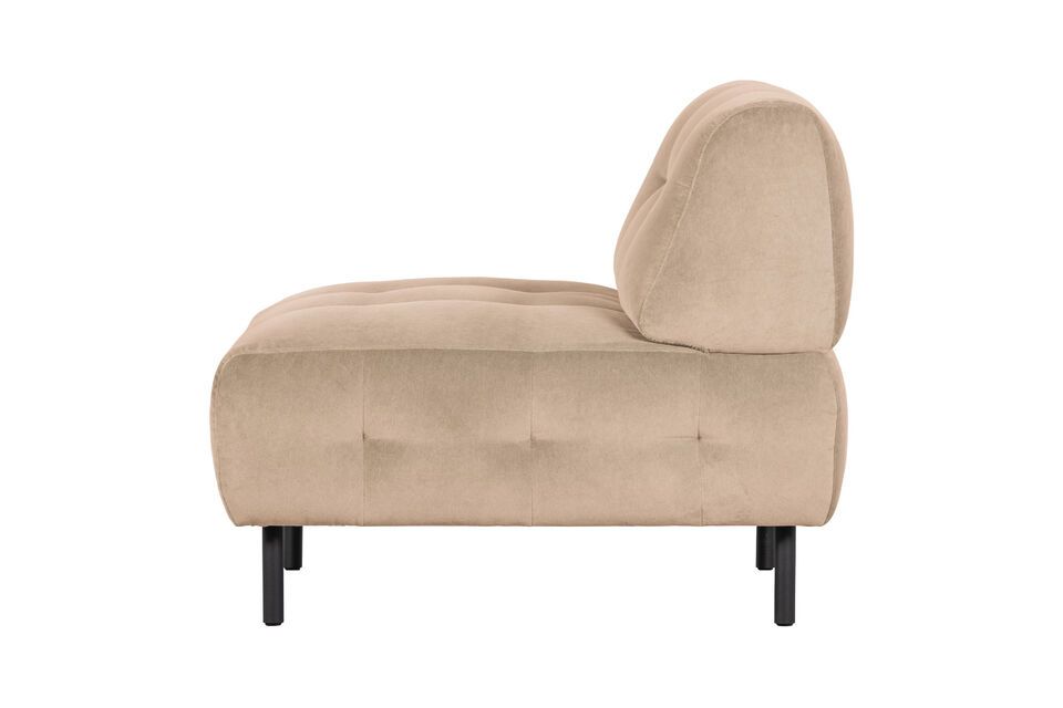 The Lloyd velvet armchair is very elegant and will look good in any room of the house