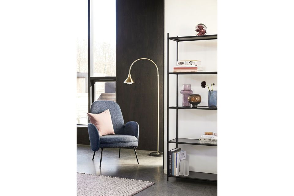 Élevez votre intérieur avec le Vase en verre bleu Elements