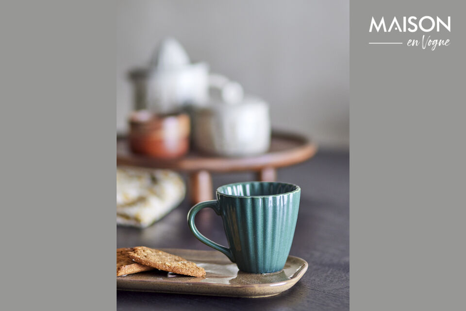 Le mug Latina de Bloomingville combine une forme classique avec une élégance moderne