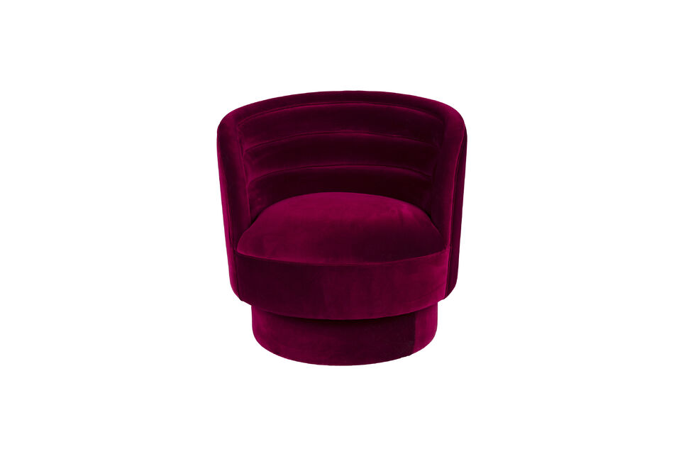 This piece of furniture would therefore not look out of place on the set of a vintage film classic