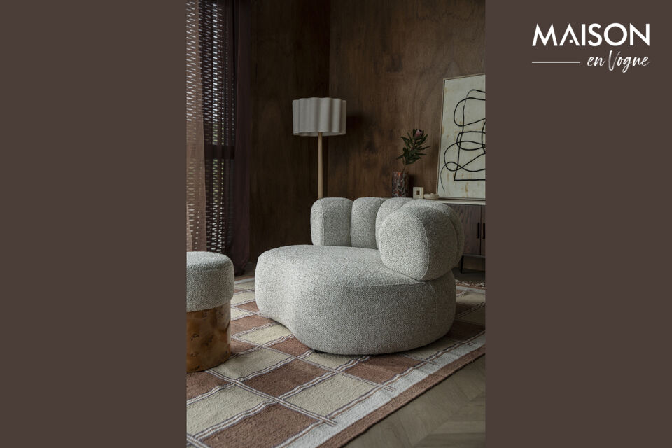 The Dutchbone Duvane invites an evening full of conviviality and good stories