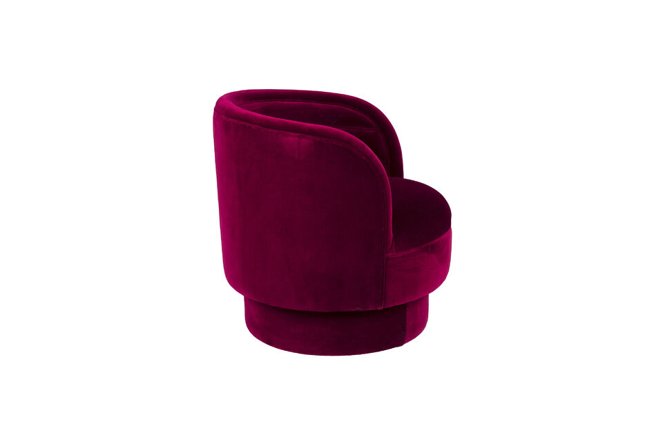Volledig bekleed met glanzende velvet stof
Heeft een comfortabele