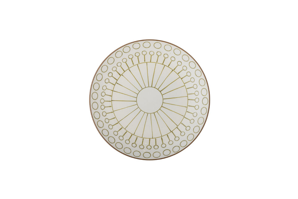 The simple yet eye-catching design adds a unique touch to your table setting