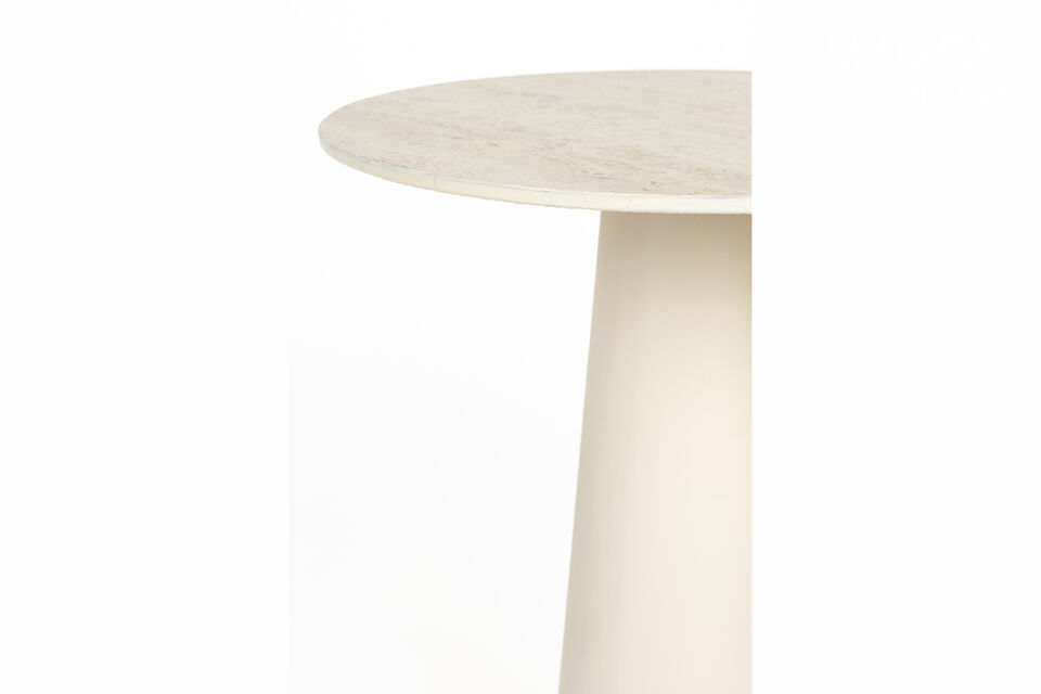 Descubre la preciosa mesita auxiliar Joya, una combinación perfecta de diseño moderno y elegancia