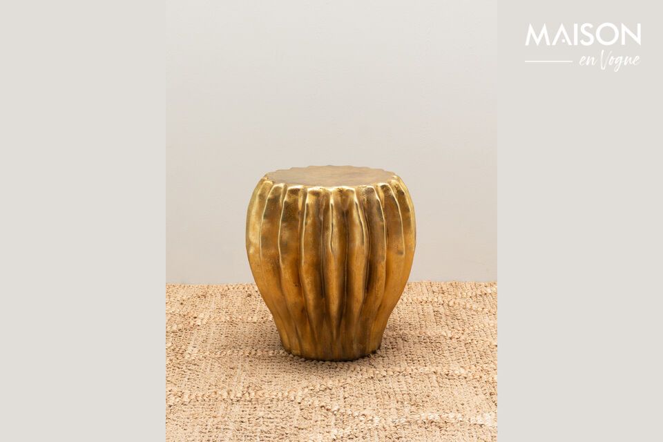 Mesa auxiliar de resina dorada Cactus Chehoma