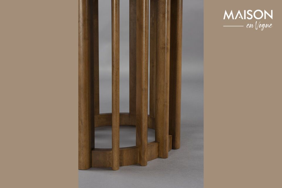 Estas mesas de comedor están diseñadas con un tablero redondo u ovalado
