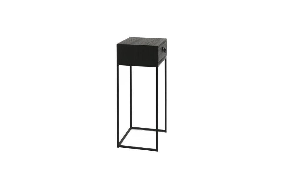 Parfaite pour un petit espace, la console Tokyo se glisse partout
