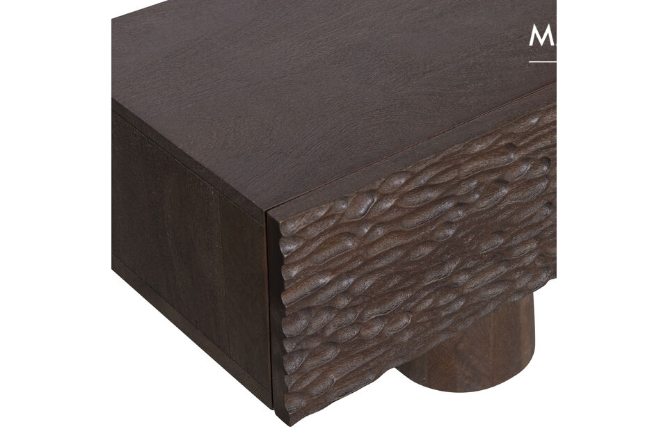 Mat&eacute;riau Le bois de manguier est connu pour sa chaude couleur brun dor&eacute;