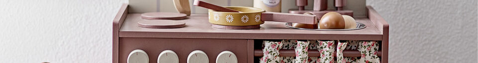 Descriptivo Materiales  Mini cocina de juguete de MDF marrón FSC® Pippi