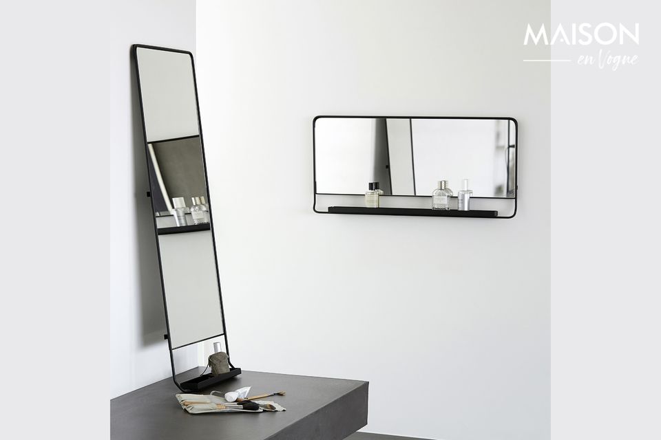 Un miroir étagère design et fonctionnel
