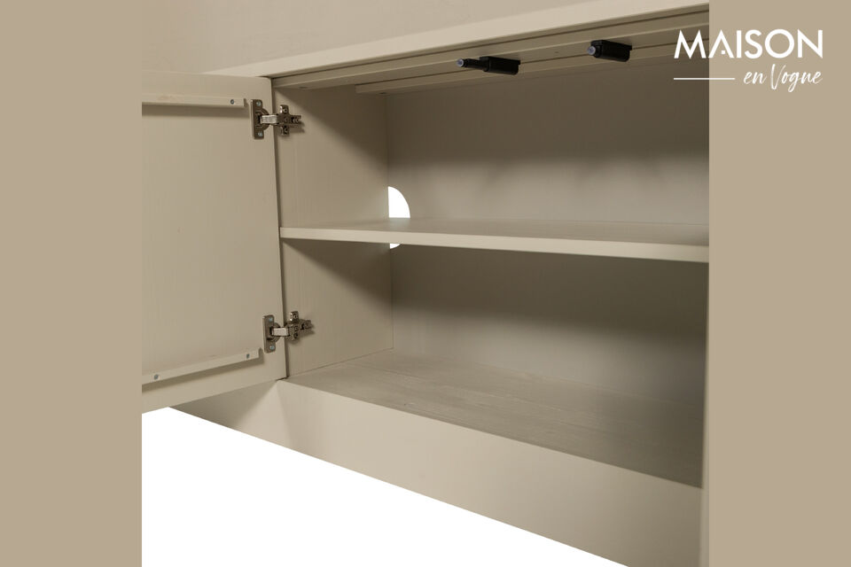 Materiale I mobili in pino delle nostre collezioni sono certificati FSC-MIX e trattati in vari modi