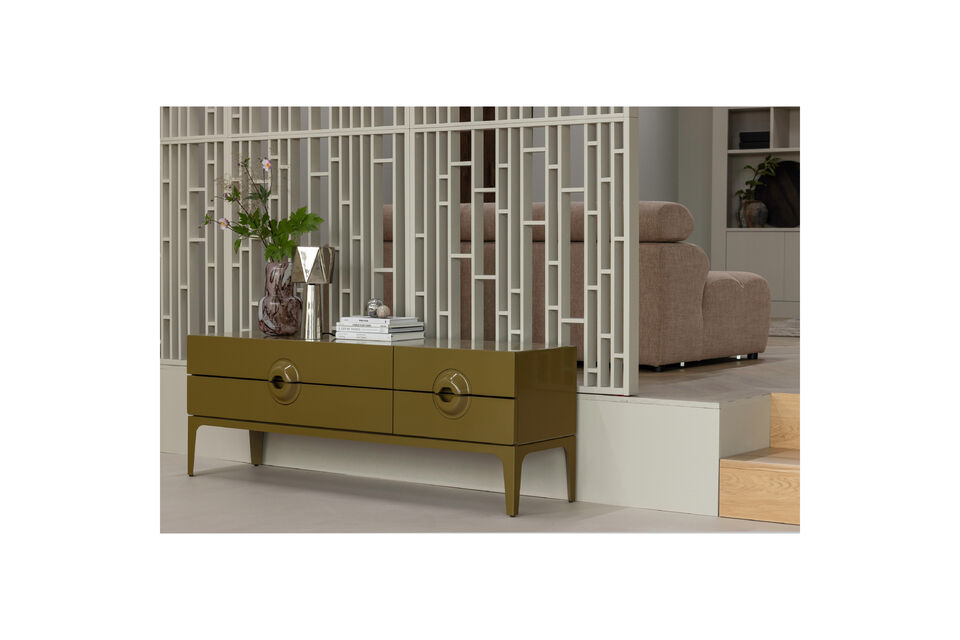 Realizzato in legno di eucalipto Maniglie uniche Dotato di gambe in metallo H 57 cm x L 160 cm x P