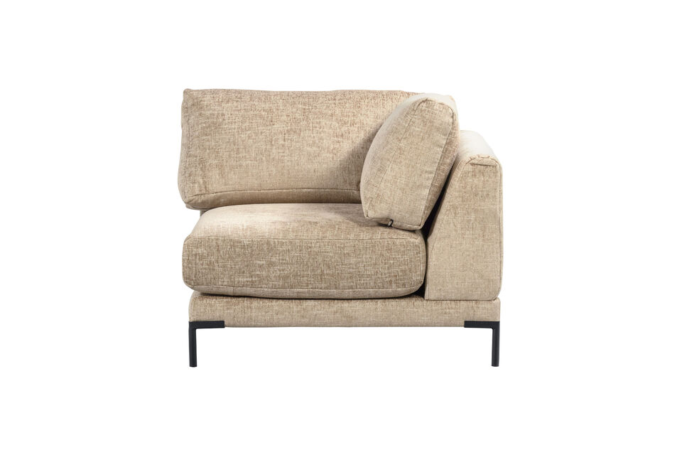 Part of the vtwonen Couple series 
Airy design through the high