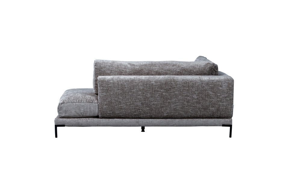 Part of the vtwonen Couple series Airy design through the high