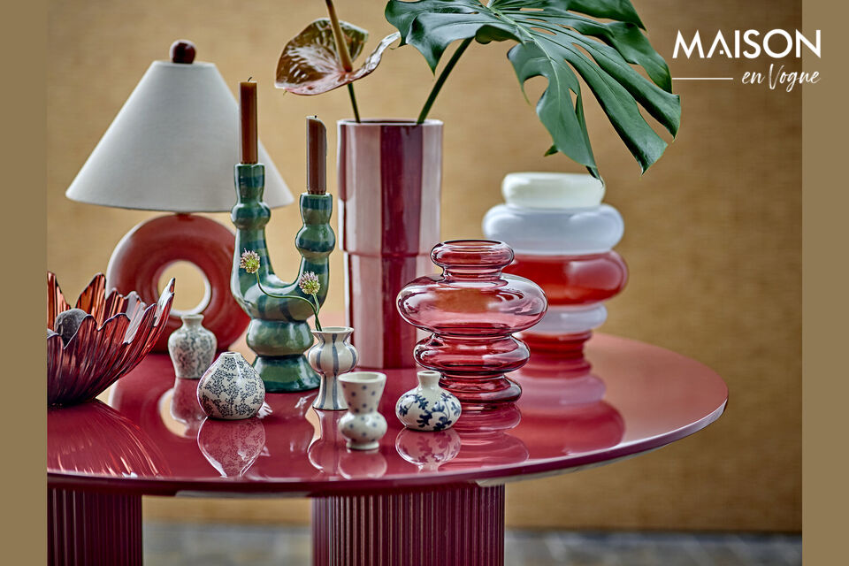 The Annhelene Vase by Bloomingville is made of glass and finished with a spray colored surface