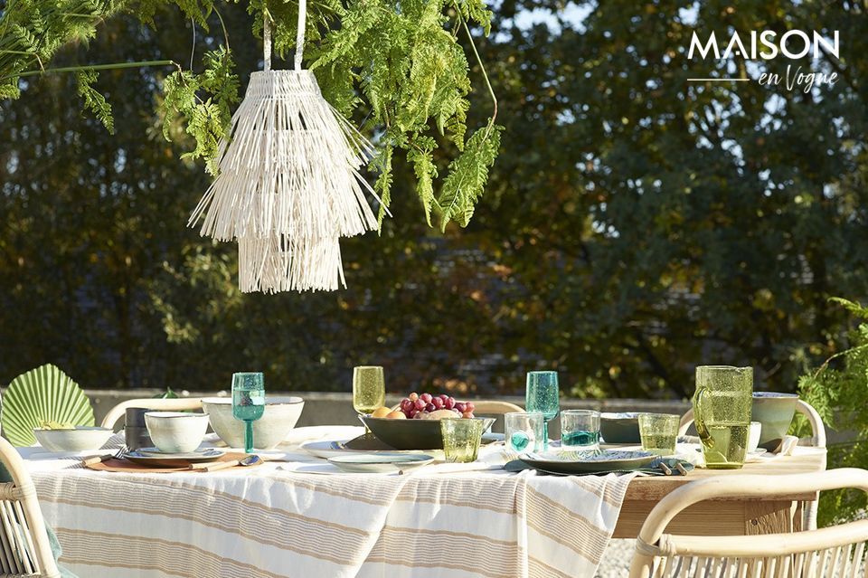 Jolie nappe de la marque Pomax pour habiller votre table.