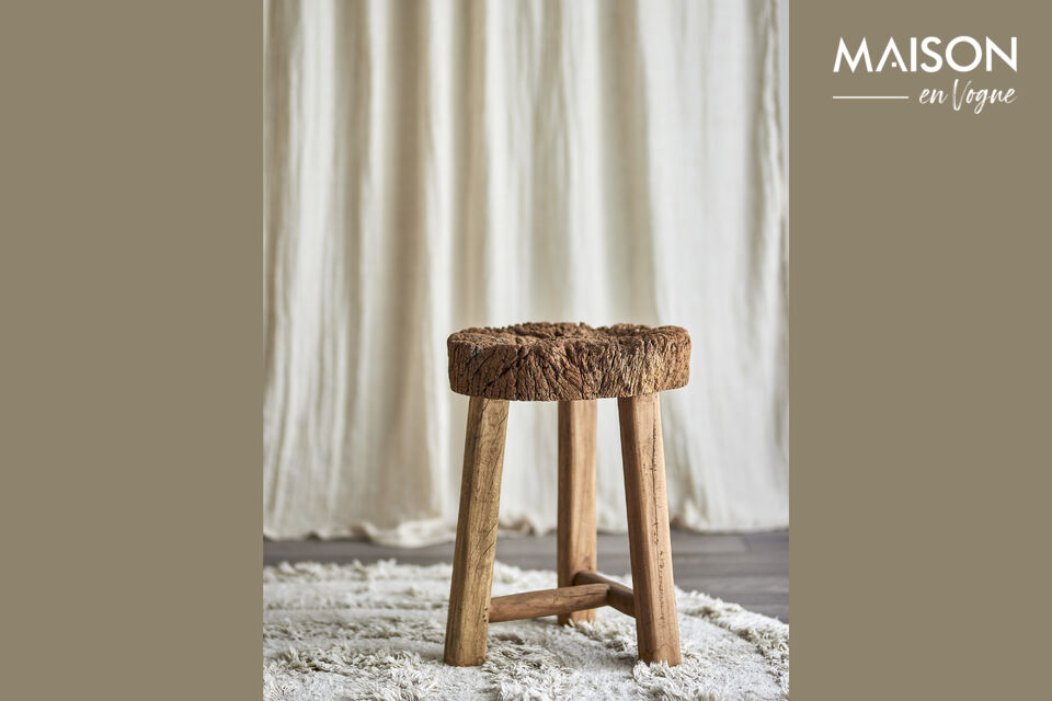 The seat displays deep cracks and organic lines in warm brown, giving it a bold, rustic look