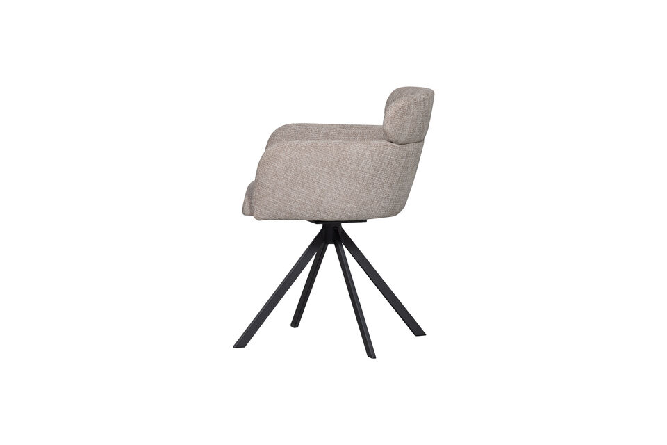 The swivel base ensures easy entry at the dining table