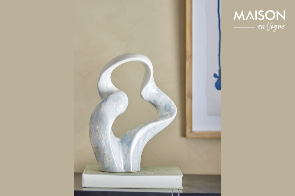 L\'oggetto decorativo Rouyi di Bloomingville è un pezzo scultoreo di grande impatto