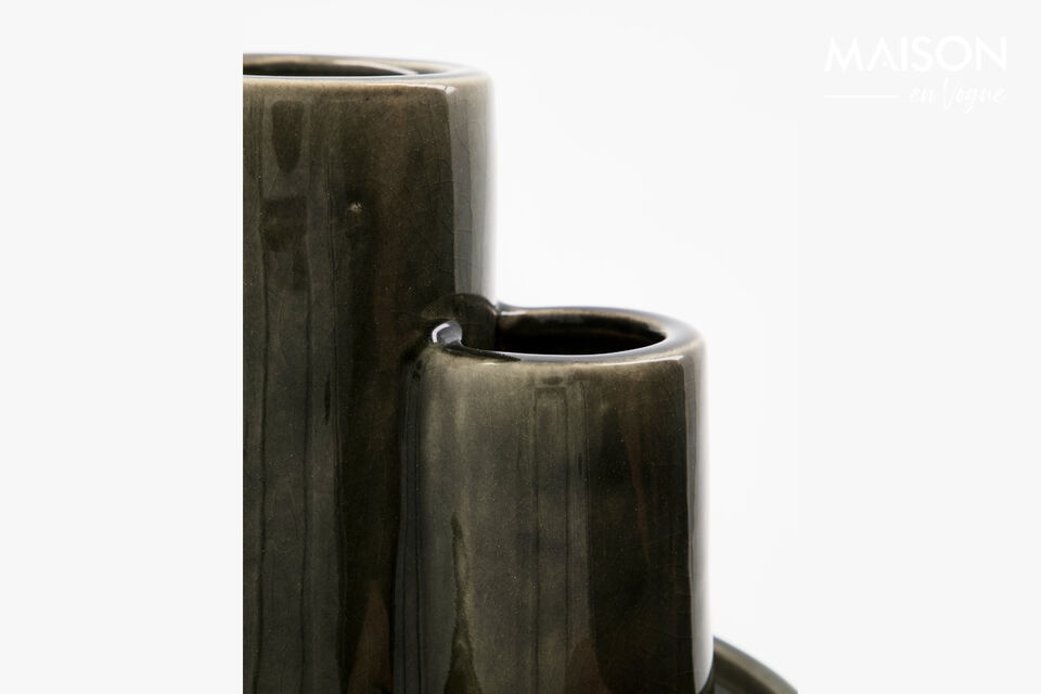 Handcrafted with precision, this ceramic organiser brings both style and order to your home office