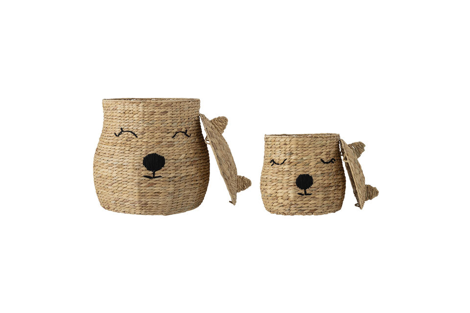 Le Panier Berny de Bloomingville MINI est un ensemble de 2 paniers de rangement en jacinthe d\'eau
