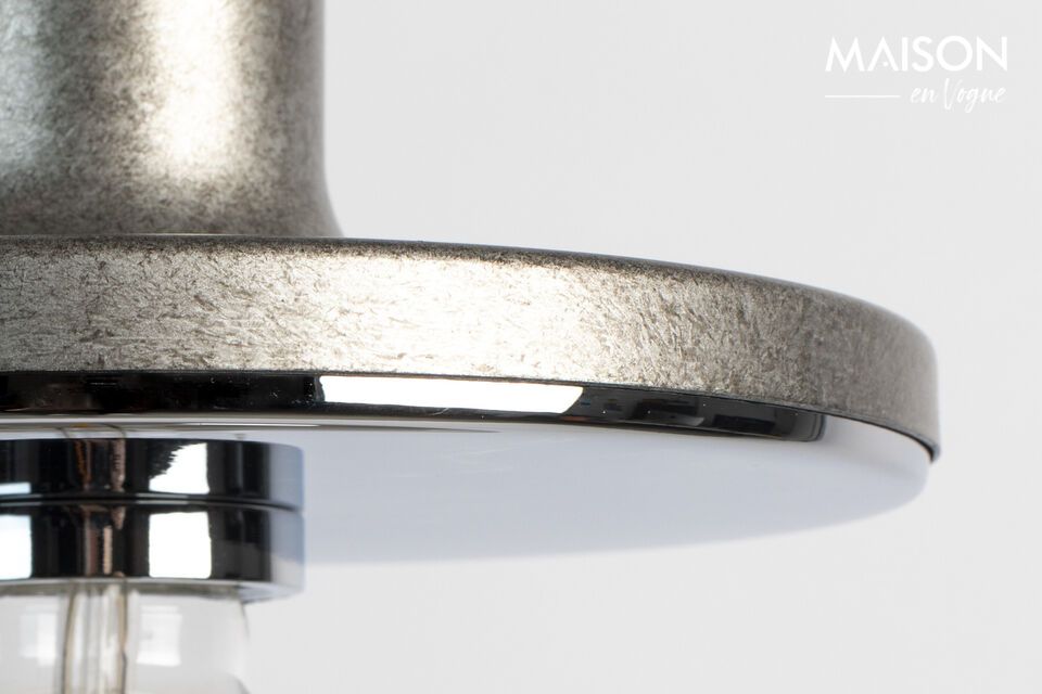 Its clean lines and avant-garde design will harmoniously complement contemporary spaces