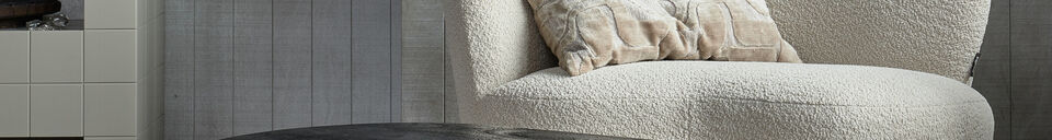 Mise en avant matière Petit canapé gauche bouclé crème STONE