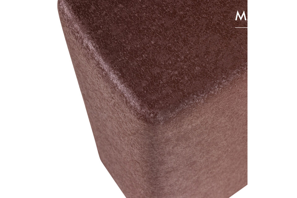 Die warme braune Farbe und das schlichte Design machen diesen Stander zu einem auffalligen