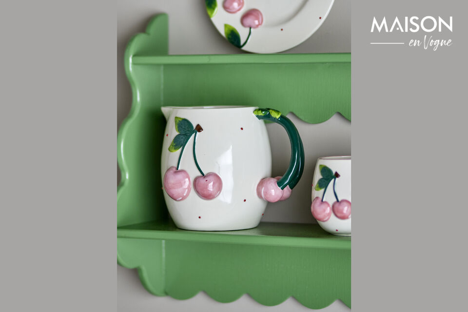 Le Pichet Berrie de Creative Collection est une pièce décorative en grès