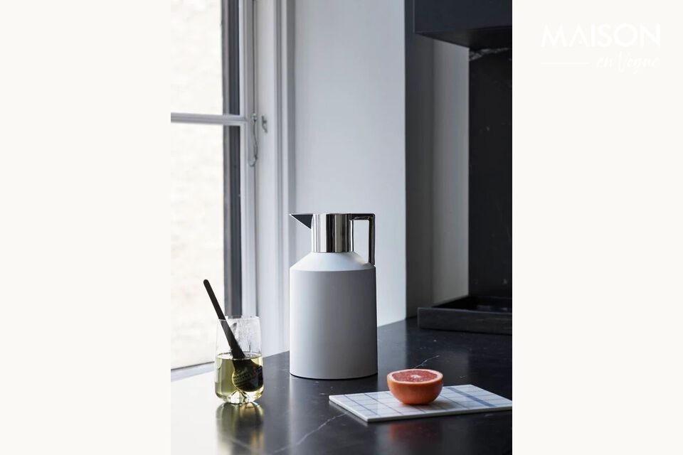 Geo Vacuum Jug blanc et argenté, pratique et stylé