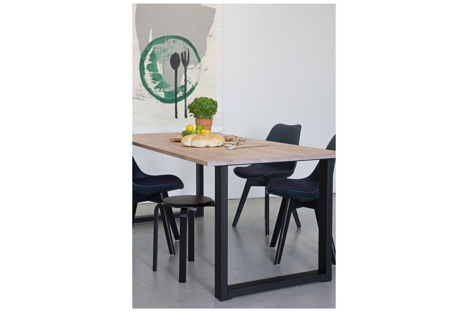 Le pied en U Tablo de WOOOD est l\'accessoire parfait pour créer votre table de rêve