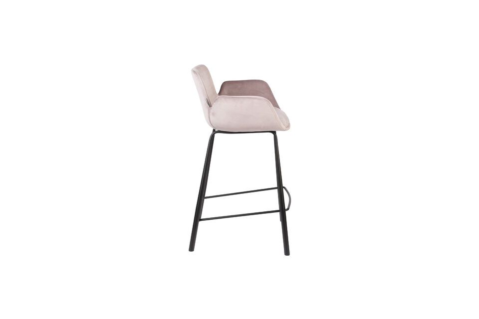 It\'s available in a range of colors to match a variety of decors