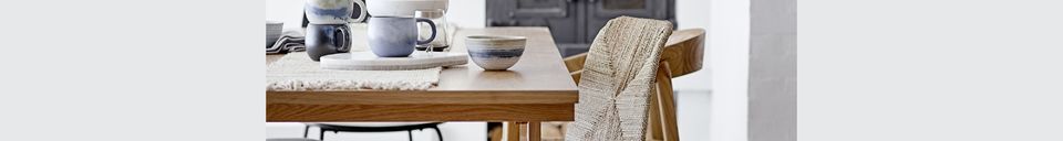 Mise en avant matière Planche à découper grise en marbre Damita