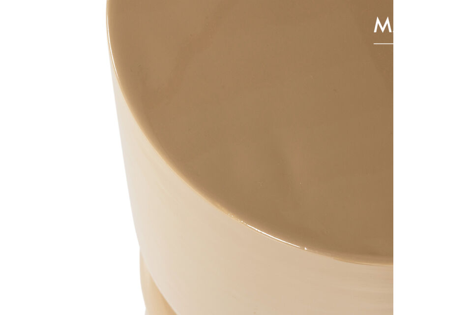 Brava is made of metal with a high gloss finish