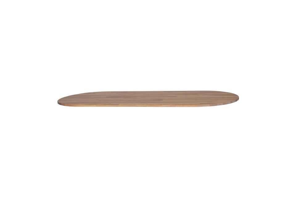 Le plateau de table ovale en chêne massif certifié FSC de WOOOD est un choix élégant et durable