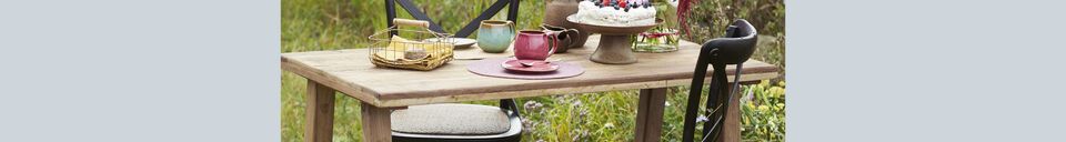 Material Details Plum ceramic mug